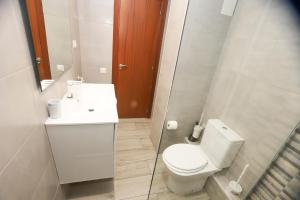 A bathroom at DIFFERENTFLATS Samoa