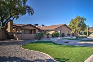 Gallery image of Pet-Friendly Glendale Home with Pool and Putting Green in Phoenix