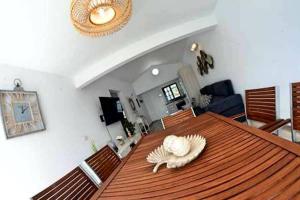 Predel za sedenje v nastanitvi Enjoy days of dreams in paradise, 2 BR with POOL