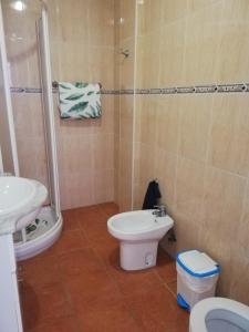 Ein Badezimmer in der Unterkunft Apartamento Naturista en primera línea en Natura World!