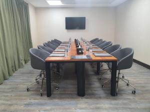 Área de negócios e/ou sala de conferências em TIME Express Hotel Al Khan