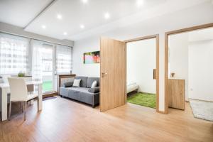 Posedenie v ubytovaní BpR Garay Suite with rooftop terrace & A/C