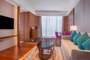 O zonă de relaxare la Crowne Plaza Macau, an IHG Hotel