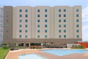 Πισίνα στο ή κοντά στο Holiday Inn Express - Tuxpan by IHG
