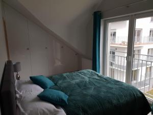 Posteľ alebo postele v izbe v ubytovaní Vera Apartment Świeradów-Zdrój Zakopiańska 22 C m10