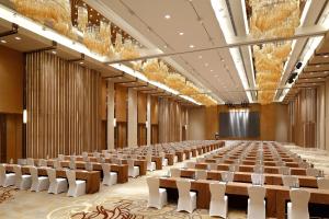 扬州皇冠假日酒店 商务区和/或会议室