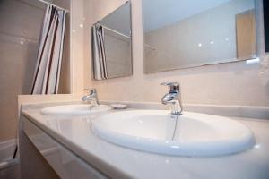 A bathroom at Apartamento San Bernardo