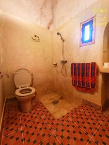 Koupelna v ubytování Kasbah Les Alizes Du Desert + 37 fotografií