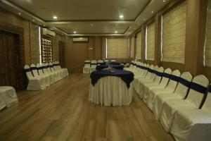 Gallery image of Hotel Comfotel Kolkata in Kolkata