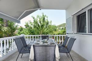 Balkón alebo terasa v ubytovaní Divine Villa