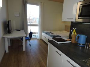 Kuchnia lub aneks kuchenny w obiekcie 213 Prag, Studio Apartment, 27m2, 1-2 Personen