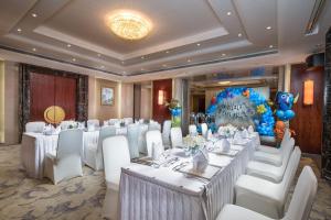 Posezení v ubytování Crowne Plaza Wuxi City Center + 37 fotografií