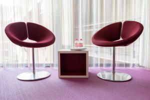 Posezení v ubytování Eburon Hotel