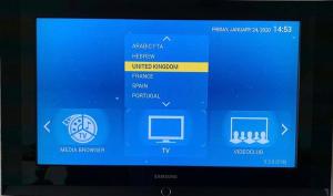 Televízia a/alebo spoločenská miestnosť v ubytovaní Carihuela Beach Pool Garage Wifi