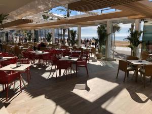 Restaurace v ubytování Les Dunes Comodoro