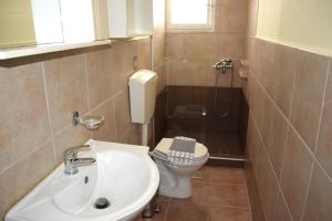 Gallery image of Central House with Quiet Garden in Kissamos