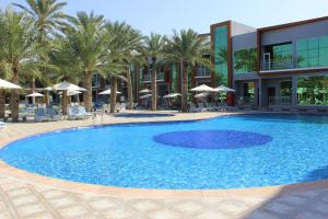 Bazén v ubytování Royal Residence Hotel Apartments nebo v jeho okolí