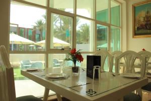 Foto da galeria de Royal Residence Hotel Apartments em Umm Al Quwain