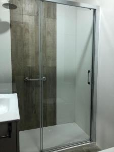 Kúpeľňa v ubytovaní TORREPEREA- Piso completo