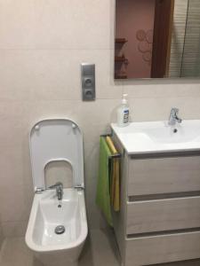 Kúpeľňa v ubytovaní TORREPEREA- Piso completo