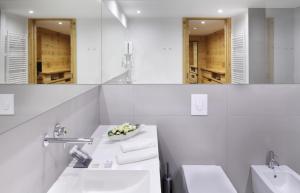Un baño de Hotel Nox