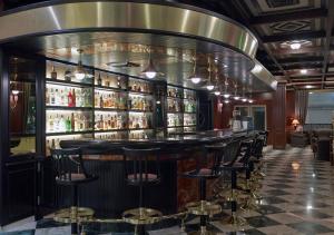 Lounge alebo bar v ubytovaní Samaria Hotel