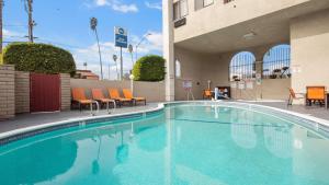 Gallery image of Best Western Pasadena Royale Inn & Suites in Pasadena