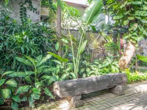 Zahrada ubytování Mango Tree Villas Jimbaran Bali