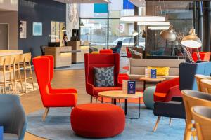 Posezení v ubytování Holiday Inn Express - Aarburg - Oftringen by IHG