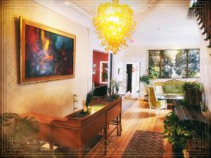 Posezení v ubytování Argos Inn - Ithaca's Boutique Hotel