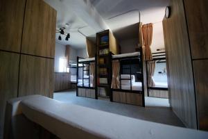 Postel nebo postele na pokoji v ubytování Yes, Sir Homestay 2