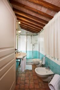 Phòng tắm tại Rifugio Da Giulia