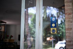 Certifikát, hodnocení, plakát nebo jiný dokument vystavený v ubytování Rifugio Da Giulia