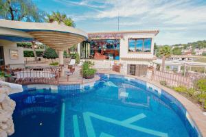 Bazén v ubytování Orza - holiday home with private swimming pool in Benissa nebo v jeho okolí