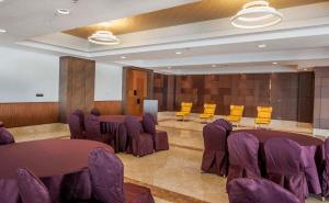 Posezení v ubytování Hotel Sonar Bangla Taki + 29 fotografií