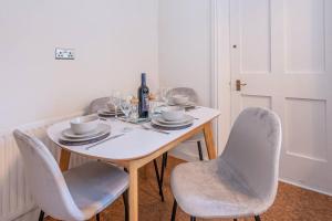 Billede fra billedgalleriet på Cosy Mill Workers Cottage Heritage Saltaire i Shipley + 11 billeder