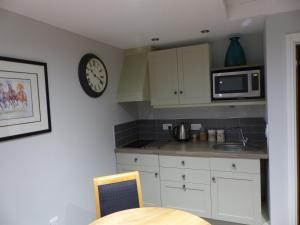 Una cocina o cocineta en Bed and Breakfast accommodation near Brinkley ideal for Newmarket and Cambridge