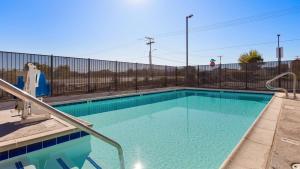Φωτογραφία από το άλμπουμ του SureStay Plus Hotel by Best Western Hesperia σε Hesperia