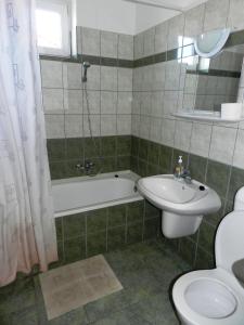 Afbeelding uit fotogalerij van Villa Maria in Egerszalók