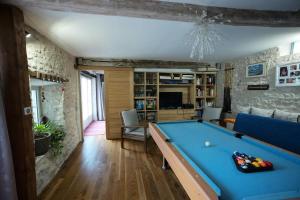 Gallery image of ancienne maison des templiers in Gouillons