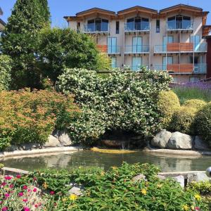 Garður fyrir utan Hotel Miralago