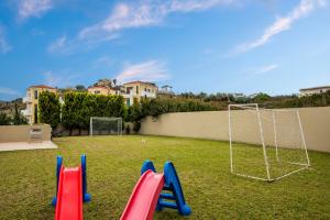 Herní místnost nebo prostor pro děti v ubytování Villa Familia Chania