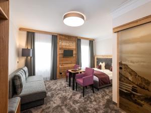 Część wypoczynkowa w obiekcie Hotel Stegerbräu