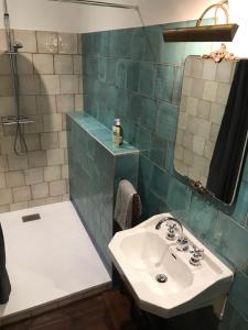 Vannituba majutusasutuses B&B du Cloître