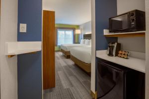 Imagen de la galería de Holiday Inn Express Hotel & Suites Dallas - Grand Prairie I-20, an IHG Hotel, en Grand Prairie