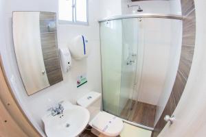 Koupelna v ubytování Hotel Aixo Suites By GEH Suites