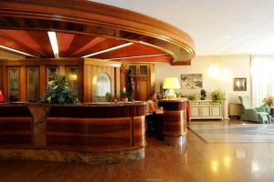 Vstupní hala nebo recepce v ubytování Park Hotel Oasi