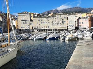 Photo de la galerie de l'établissement Ribellu, à Bastia