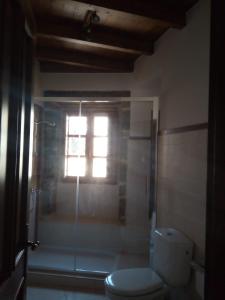 Koupelna v ubytování Vivienda Turística A Petada de San Clodio + 17 fotografií
