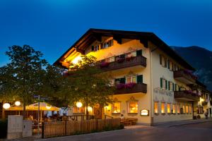Gallery image of Hotel Gasthof Alter Wirt in Farchant